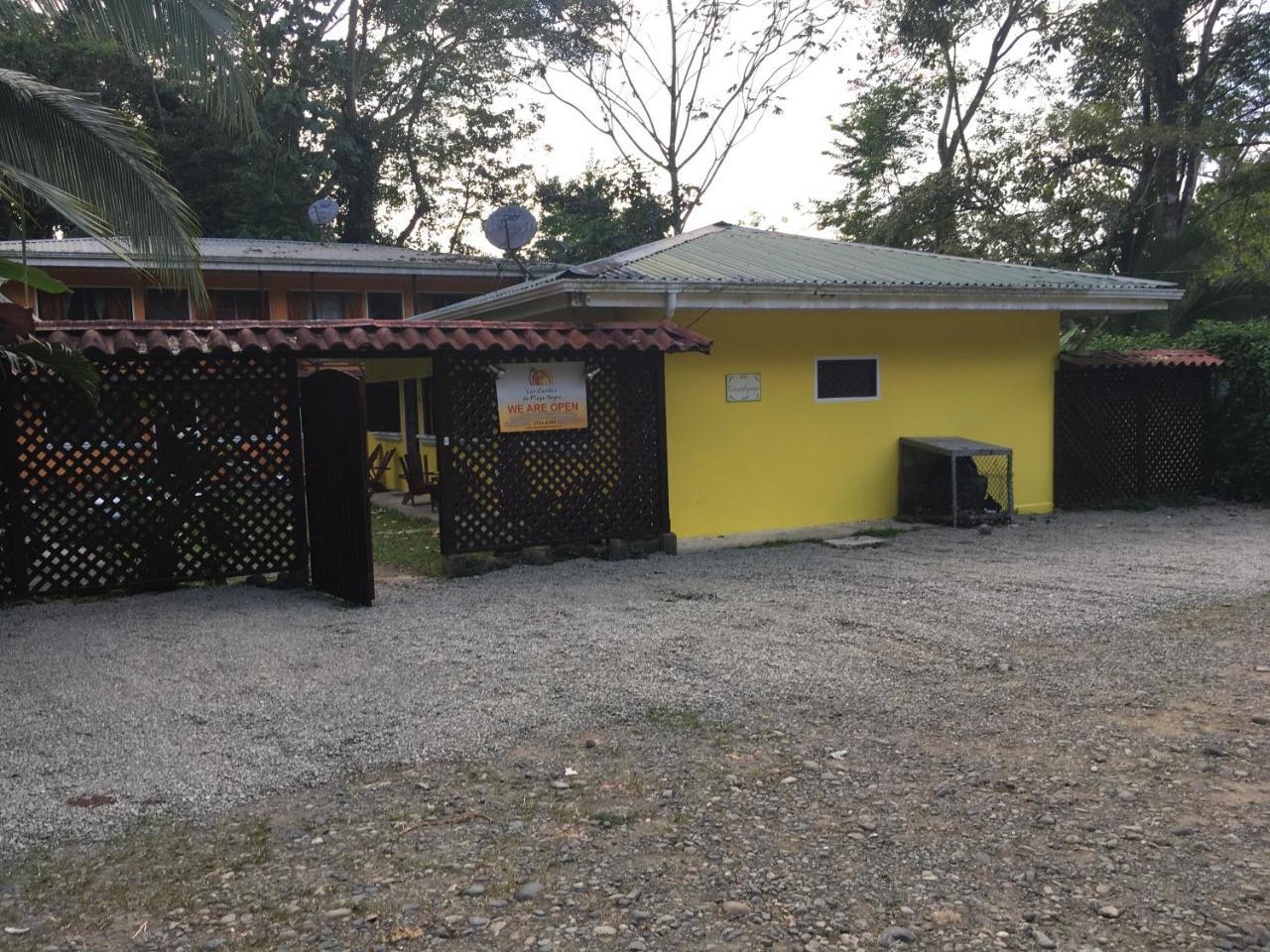 הוסטל Puerto Viejo de Talamanca Las Casitas De Playa Negra מראה חיצוני תמונה