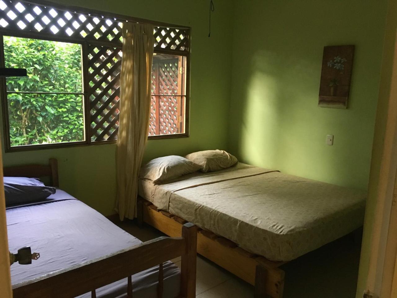 הוסטל Puerto Viejo de Talamanca Las Casitas De Playa Negra מראה חיצוני תמונה